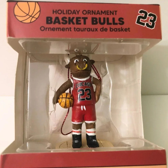 Souvenirs That Dont  Suck Basket Bulls Christmas Ornament Basketball Chicago - Picture 2 of 16